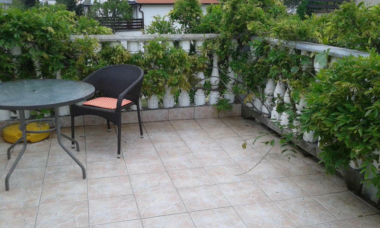 Apartmani Marija Starigrad Paklenica Extérieur photo
