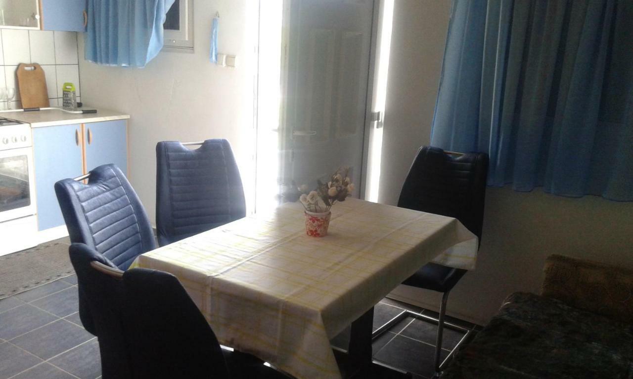 Apartmani Marija Starigrad Paklenica Extérieur photo